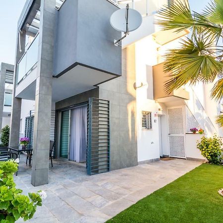 Eluxuria Sunny Villa Torrevieja Dış mekan fotoğraf