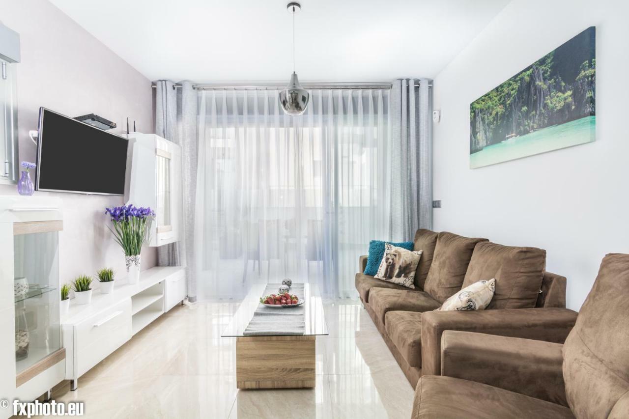 Eluxuria Sunny Villa Torrevieja Dış mekan fotoğraf